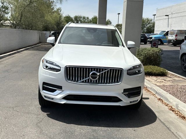 2024 Volvo XC90 Core Bright Theme