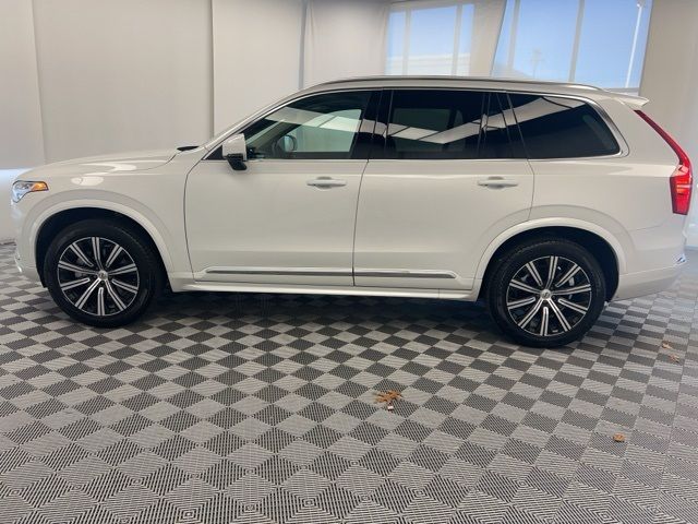 2024 Volvo XC90 Core Bright Theme