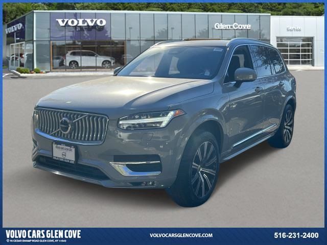 2024 Volvo XC90 Core Bright Theme