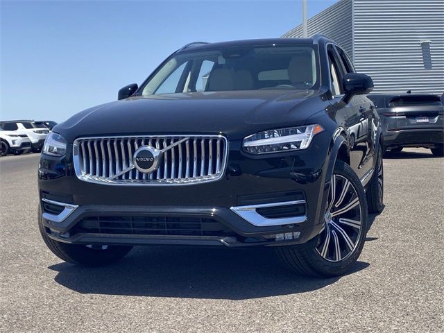 2024 Volvo XC90 Core Bright Theme