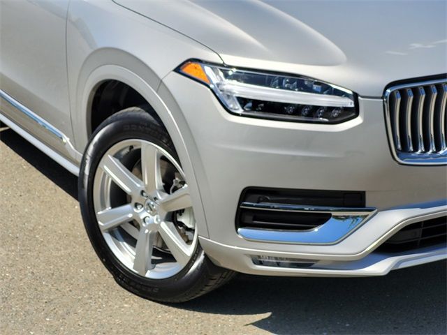 2024 Volvo XC90 Core Bright Theme