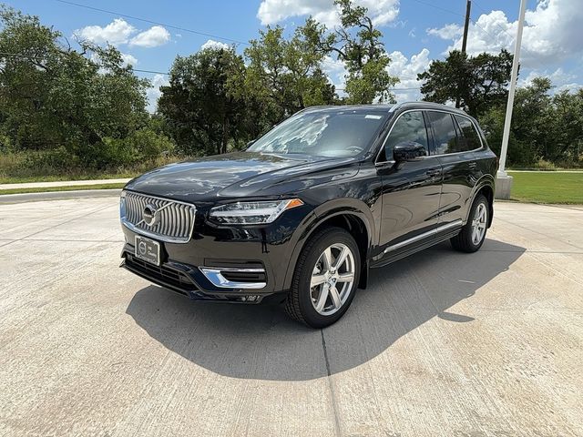 2024 Volvo XC90 Core Bright Theme