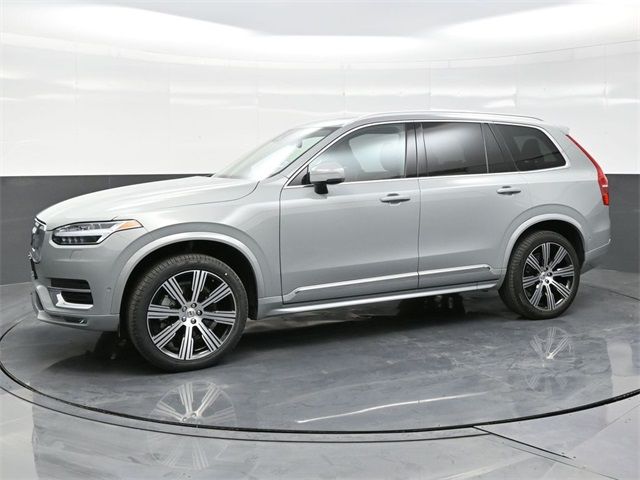 2024 Volvo XC90 Plus Bright Theme