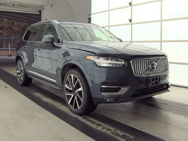 2024 Volvo XC90 Plus Bright Theme