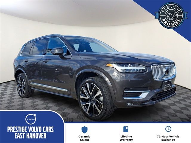 2024 Volvo XC90 Plus Bright Theme