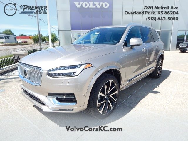 2024 Volvo XC90 Plus Bright Theme