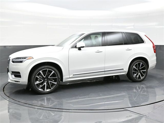 2024 Volvo XC90 Plus Bright Theme