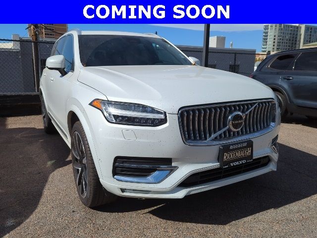 2024 Volvo XC90 Plus Bright Theme