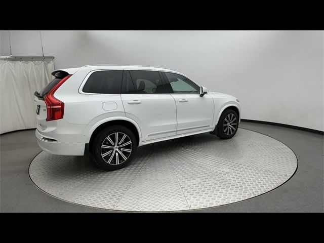 2024 Volvo XC90 Plus Bright Theme