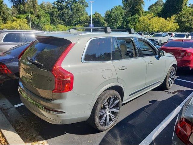 2024 Volvo XC90 Plus Bright Theme