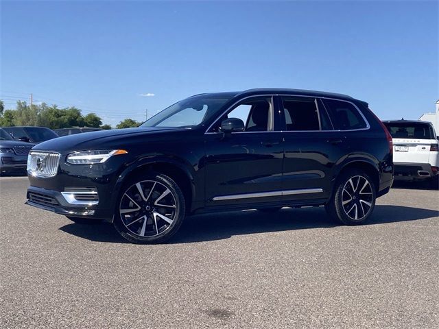 2024 Volvo XC90 Plus Bright Theme