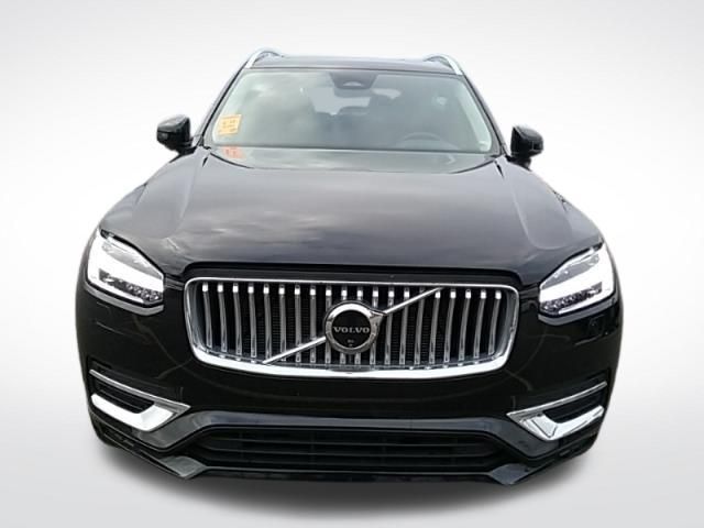 2024 Volvo XC90 Plus Bright Theme