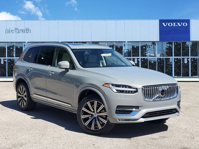 2024 Volvo XC90 Plus Bright Theme