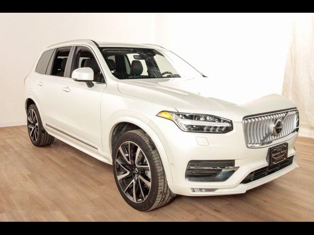 2024 Volvo XC90 Plus Bright Theme