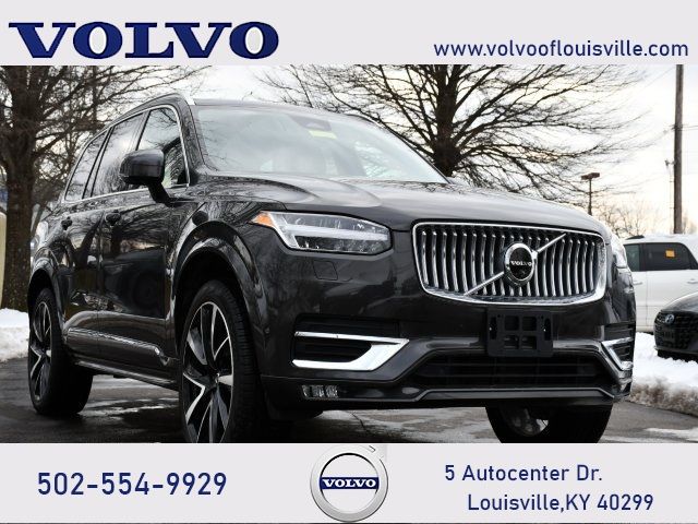 2024 Volvo XC90 Plus Bright Theme