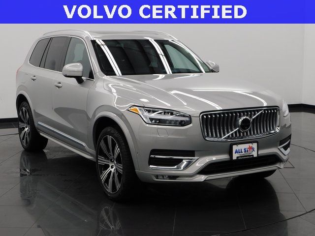 2024 Volvo XC90 Plus Bright Theme