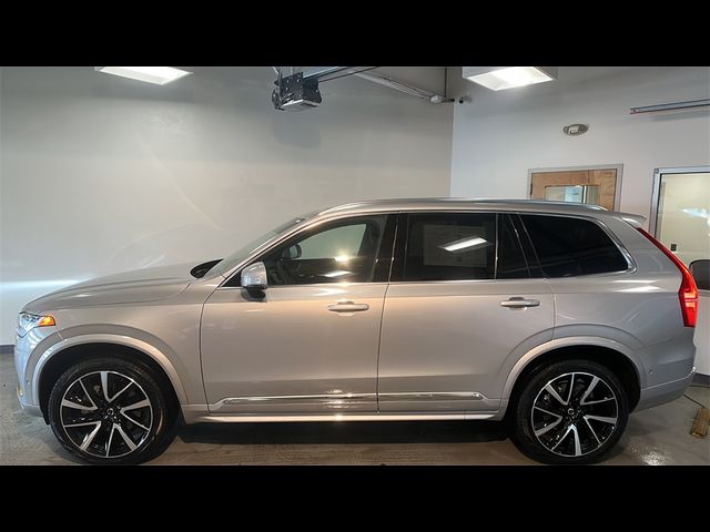 2024 Volvo XC90 Plus Bright Theme