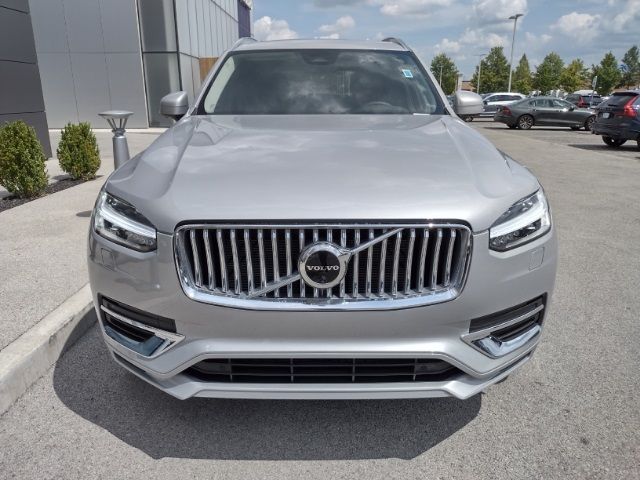 2024 Volvo XC90 Plus Bright Theme