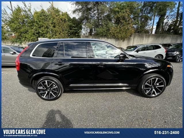 2024 Volvo XC90 Plus Bright Theme