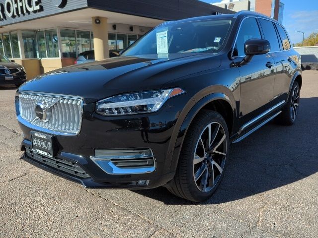 2024 Volvo XC90 Plus Bright Theme