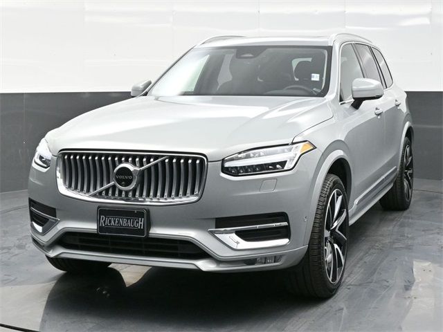 2024 Volvo XC90 Plus Bright Theme