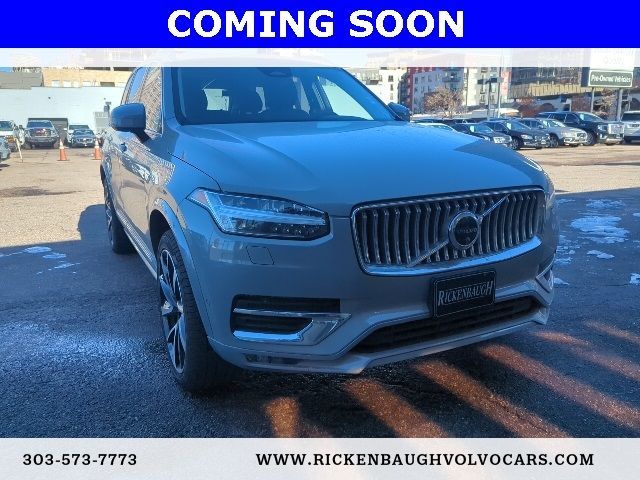 2024 Volvo XC90 Plus Bright Theme