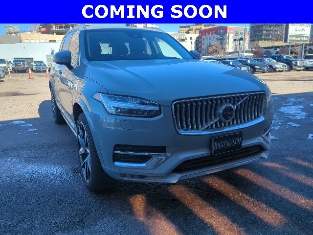 2024 Volvo XC90 Plus Bright Theme