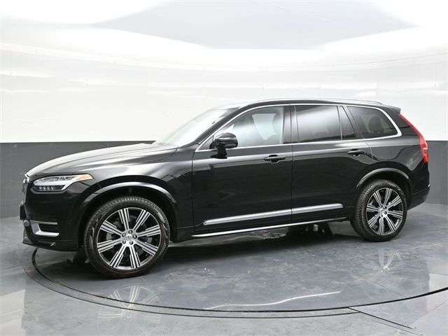 2024 Volvo XC90 Plus Bright Theme