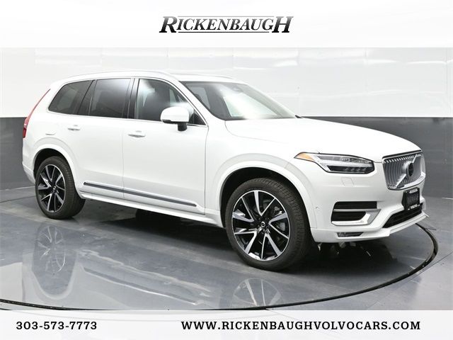 2024 Volvo XC90 Plus Bright Theme