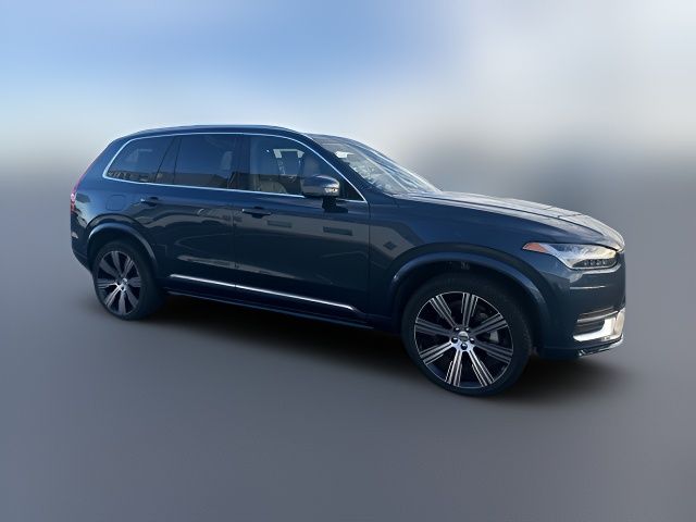 2024 Volvo XC90 Plus Bright Theme