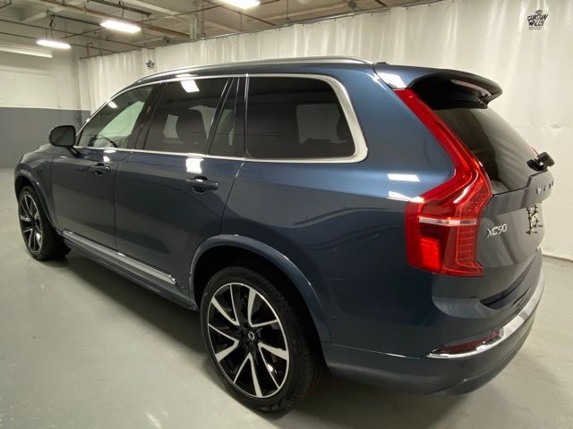 2024 Volvo XC90 Plus Bright Theme