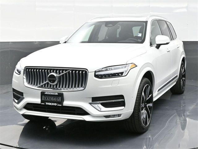 2024 Volvo XC90 Plus Bright Theme