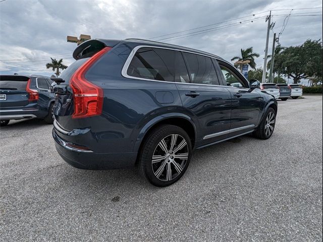 2024 Volvo XC90 Plus Bright Theme