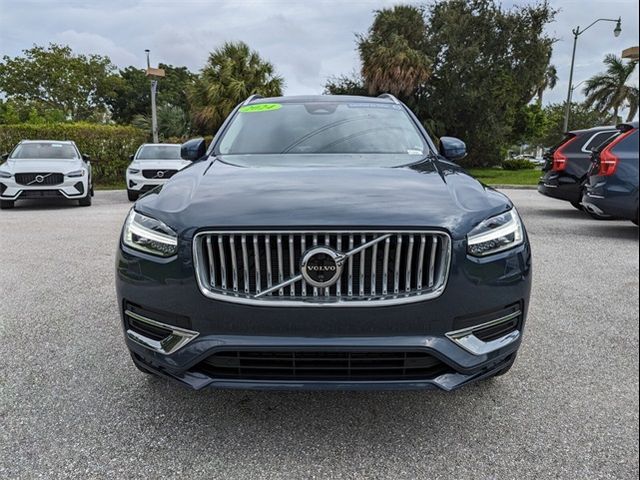 2024 Volvo XC90 Plus Bright Theme