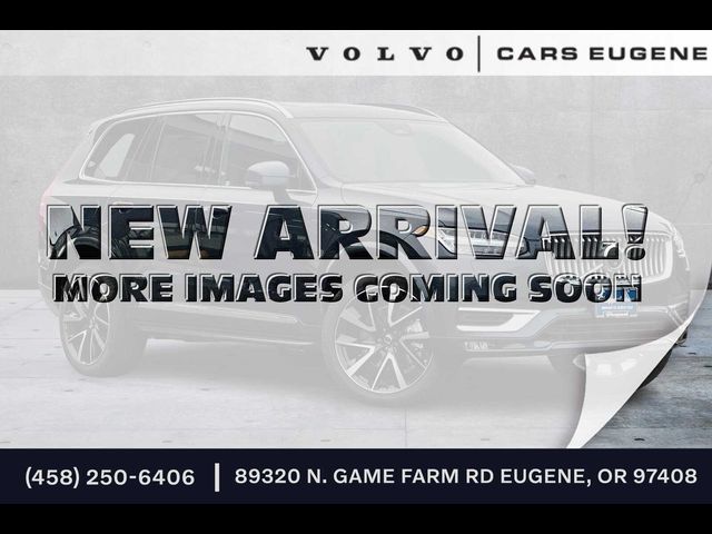 2024 Volvo XC90 Plus Bright Theme