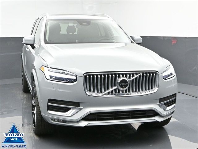 2024 Volvo XC90 Plus Bright Theme