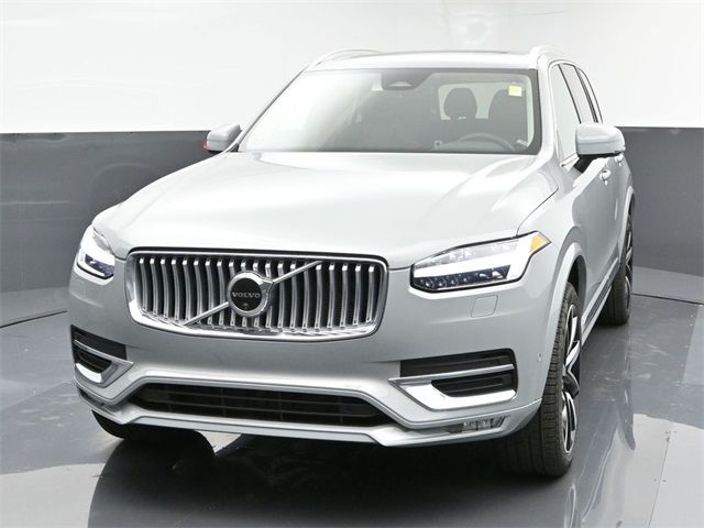 2024 Volvo XC90 Plus Bright Theme