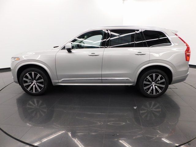 2024 Volvo XC90 Plus Bright Theme