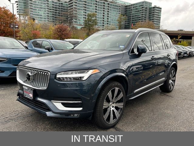 2024 Volvo XC90 Plus Bright Theme