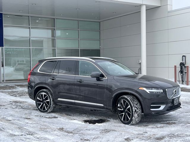 2024 Volvo XC90 Plus Bright Theme