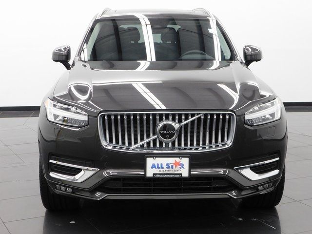 2024 Volvo XC90 Plus Bright Theme