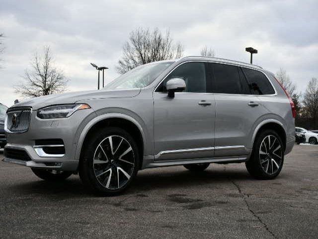 2024 Volvo XC90 Plus Bright Theme