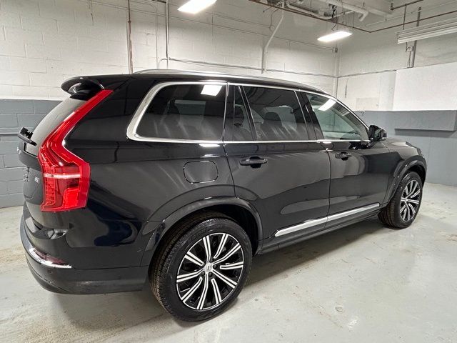 2024 Volvo XC90 Plus Bright Theme