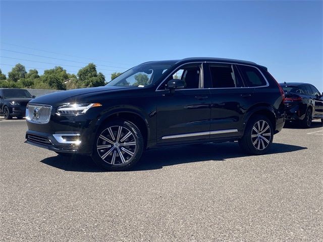 2024 Volvo XC90 Plus Bright Theme