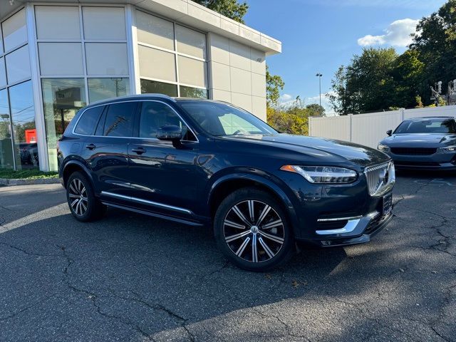 2024 Volvo XC90 Plus Bright Theme