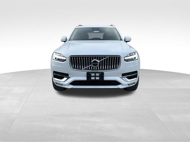 2024 Volvo XC90 Plus Bright Theme