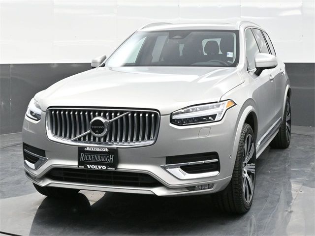 2024 Volvo XC90 Plus Bright Theme