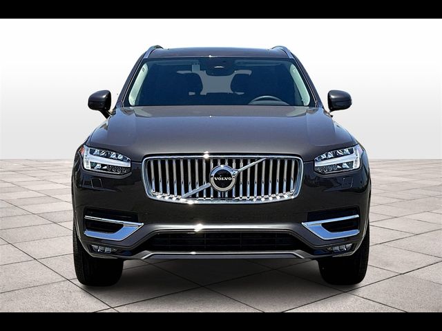 2024 Volvo XC90 Plus Bright Theme