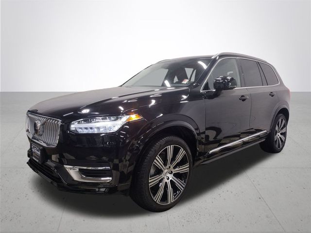 2024 Volvo XC90 Plus Bright Theme