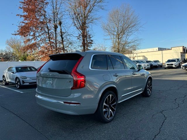 2024 Volvo XC90 Plus Bright Theme